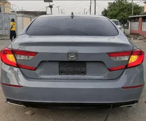 Honda Accord 2018 Blue