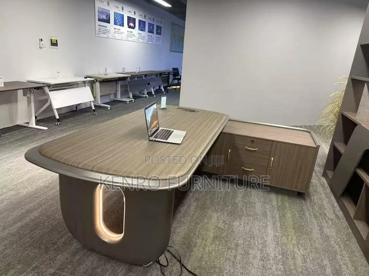 Top Quality Office Table