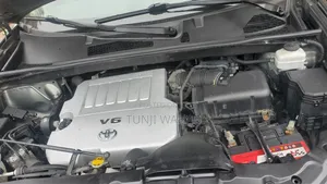 Toyota Highlander 2010 Green