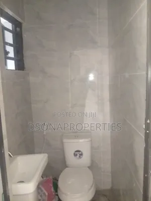 2bdrm Apartment in Folarin Gbadebo, New Oko Oba for rent