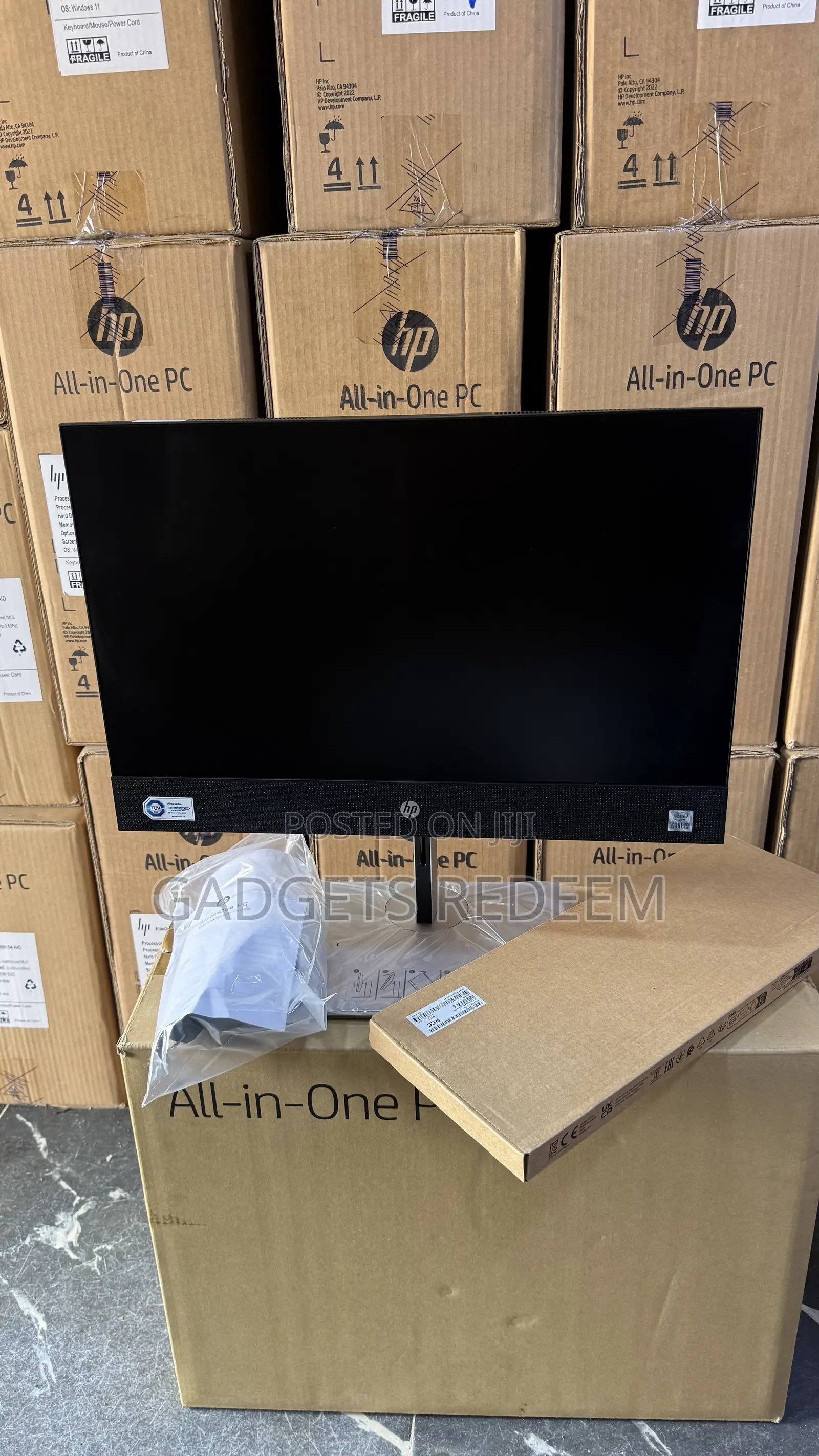 New Desktop Computer HP ProOne 600 8GB Intel Core i5 SSD 256GB