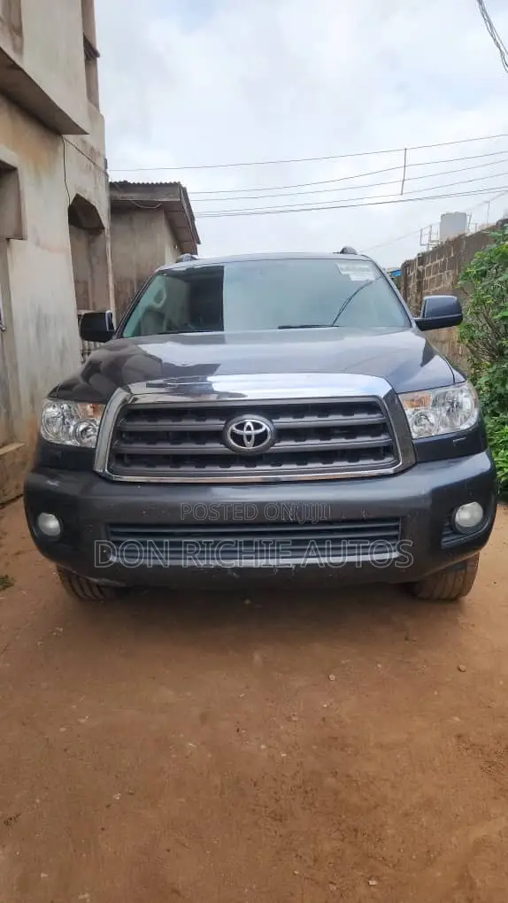 Toyota Sequoia 2012 Blue