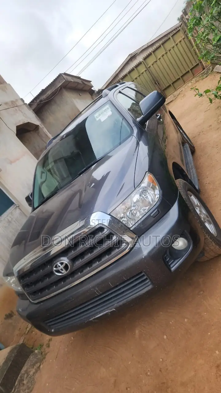 Toyota Sequoia 2012 Blue