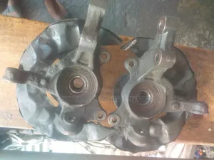 Set of Front Hub for Toyota Corolla 2002-2006