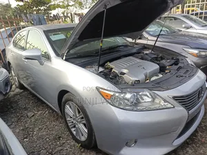 Lexus ES 2014 Silver