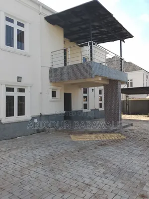 6bdrm Duplex in Admiralty Estate for sale
