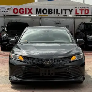 Toyota Camry LE (2.5L 4cyl 8A) 2019 Black