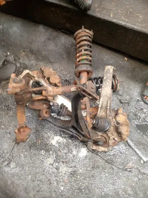 Complete Front Shock and Hub Command 2010
