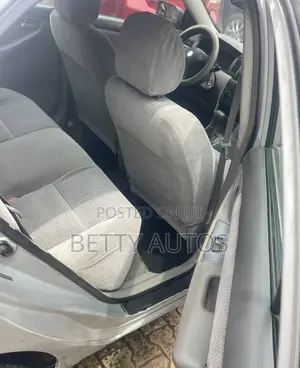 Toyota Corolla 2005 Silver