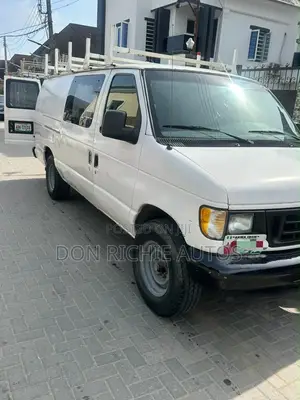 Ford E350 2006 White