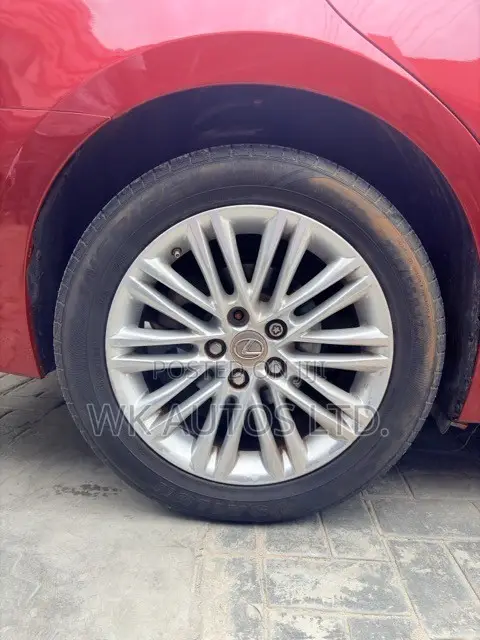 Lexus ES 350 FWD 2013 Red