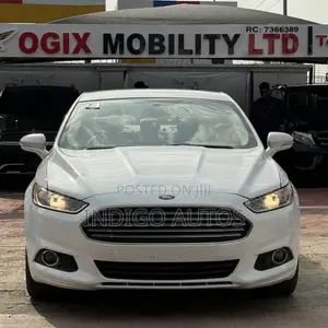 Ford Fusion SE AWD 2016 White