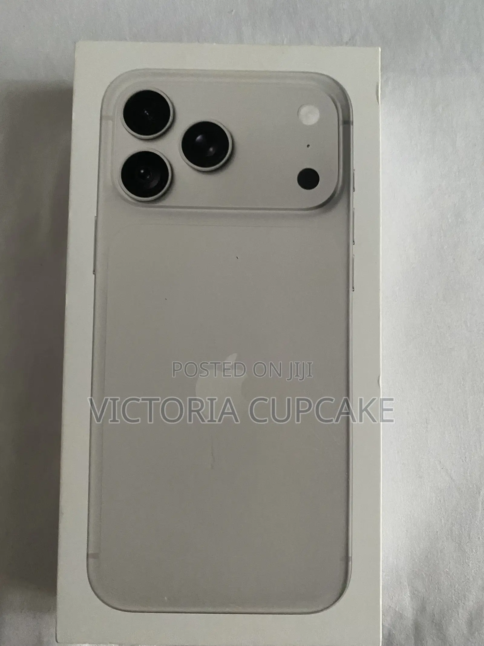New Apple iPhone 18 Pro Max 256 GB Silver