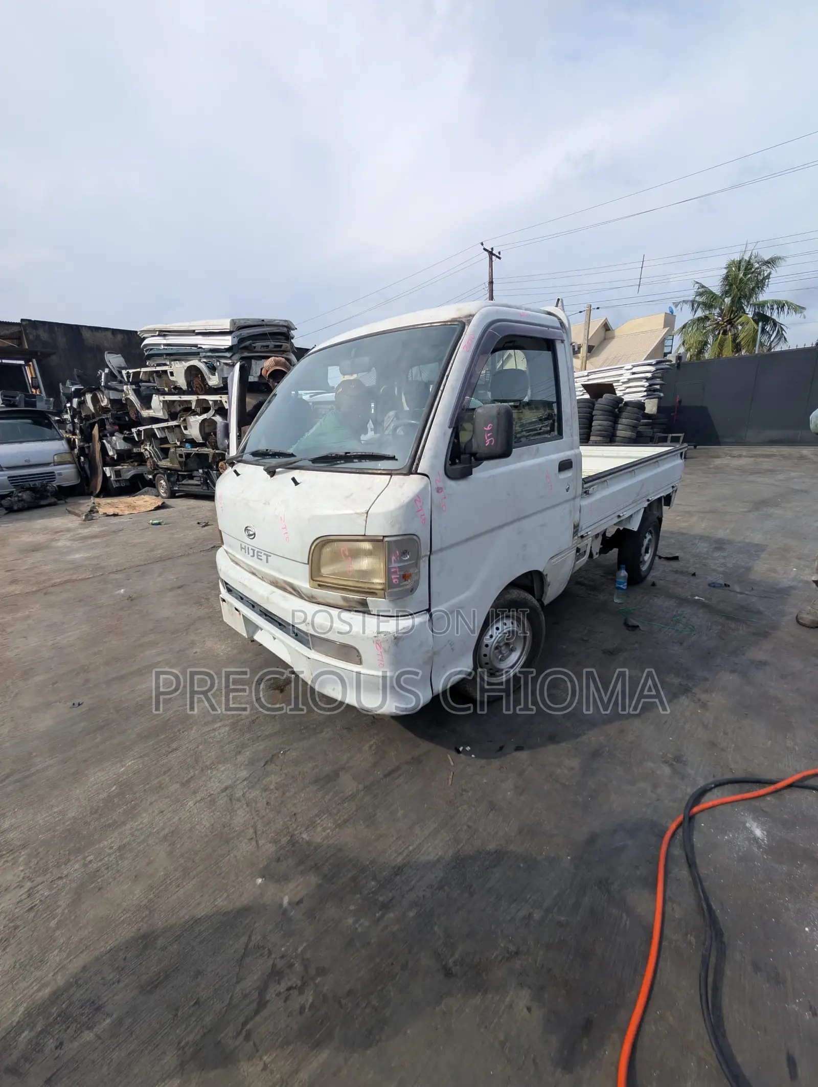 Daihatsu Hijet 2010 White