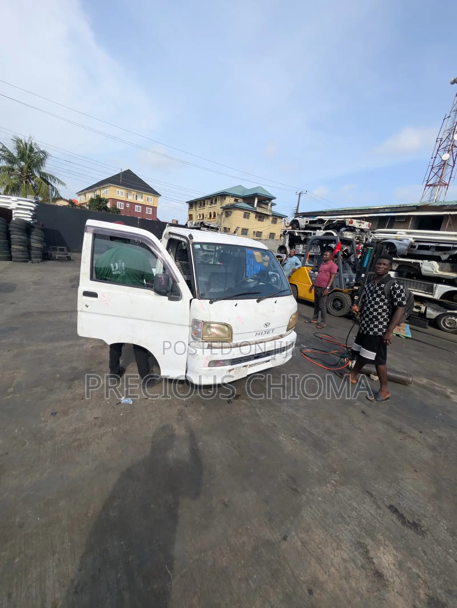 Daihatsu Hijet 2010 White
