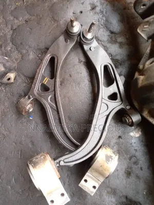 Front Lower Arms Ford Edge 2017