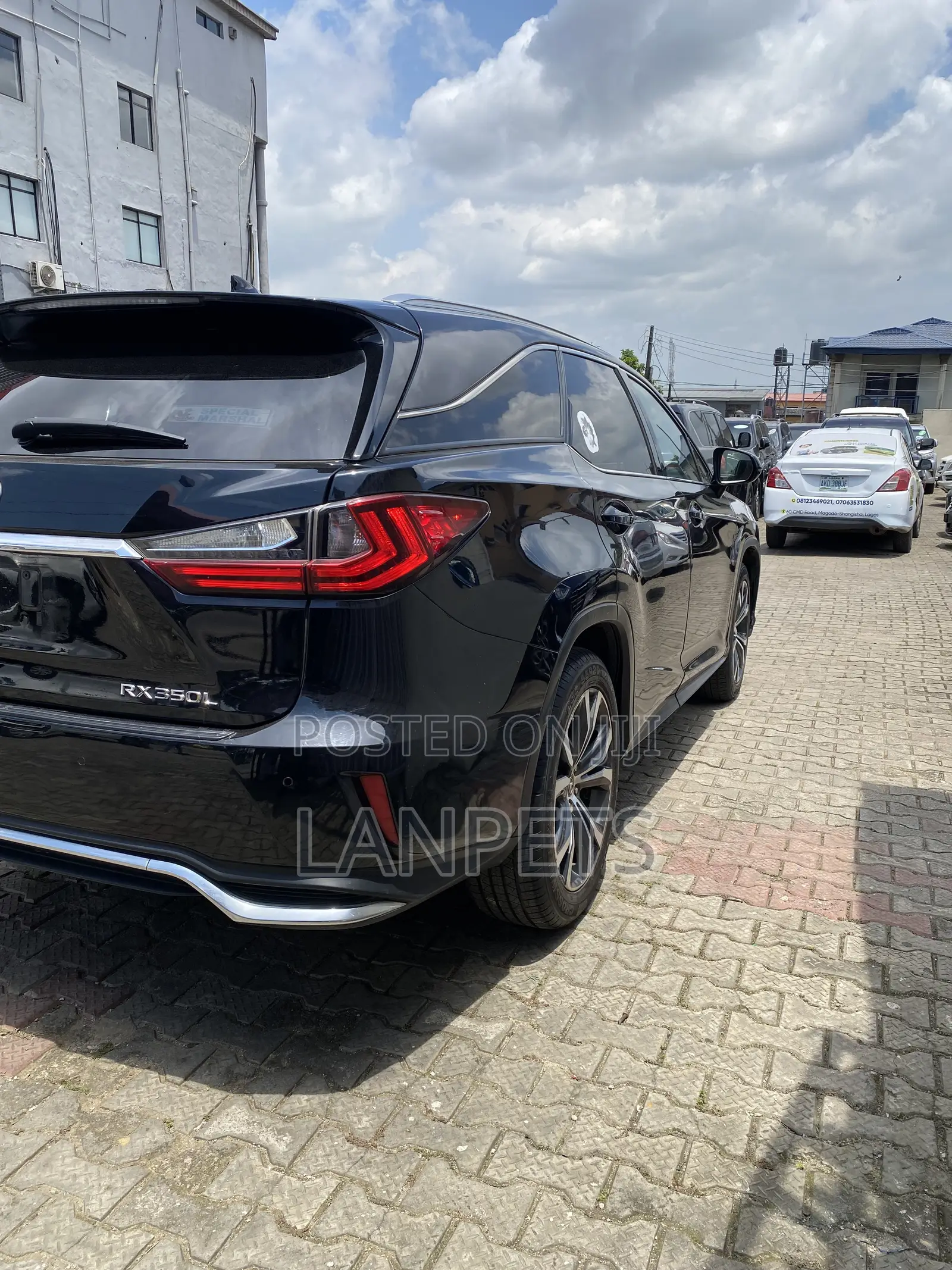 Lexus RX 2019 Blue
