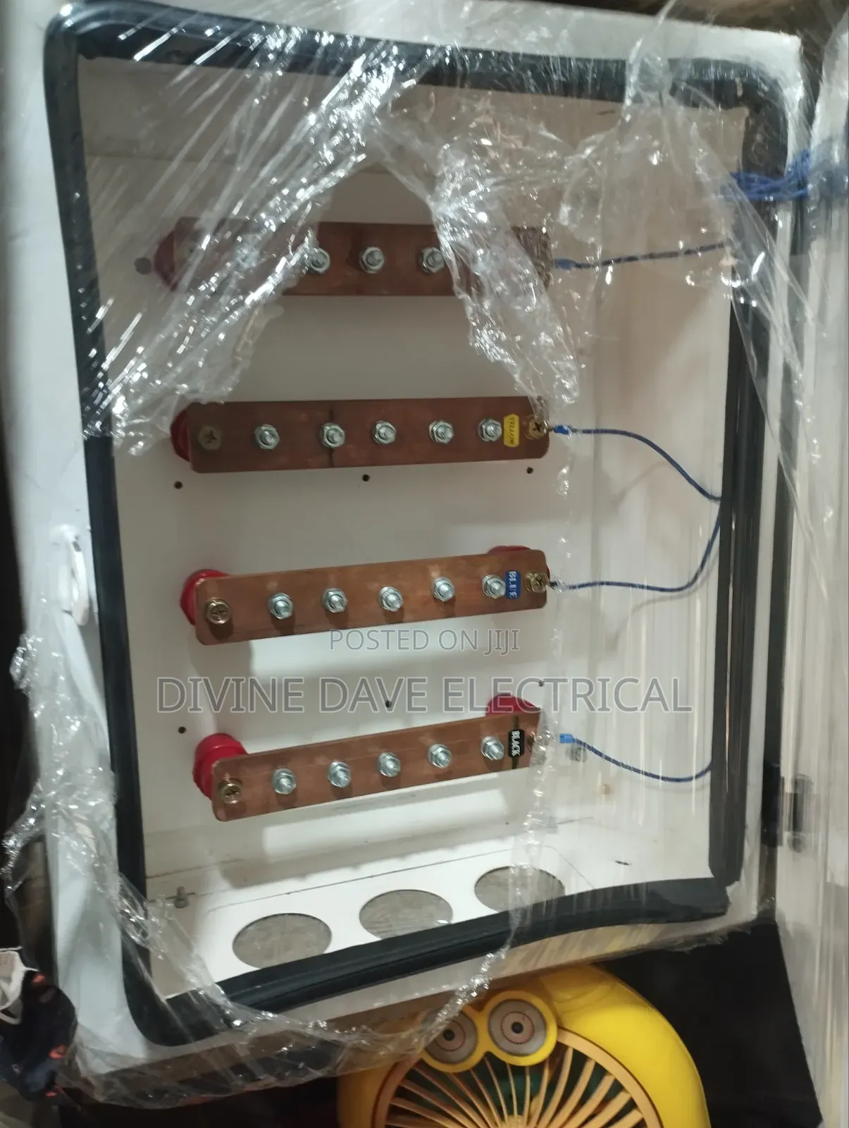 800a ABB Bus Bar