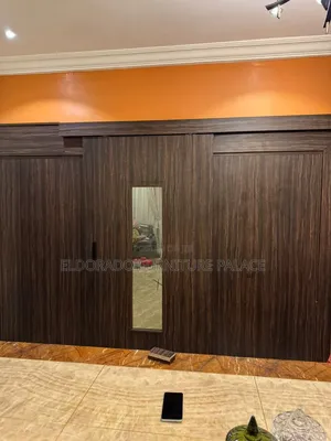 Morden Dinning Table Divider Designs