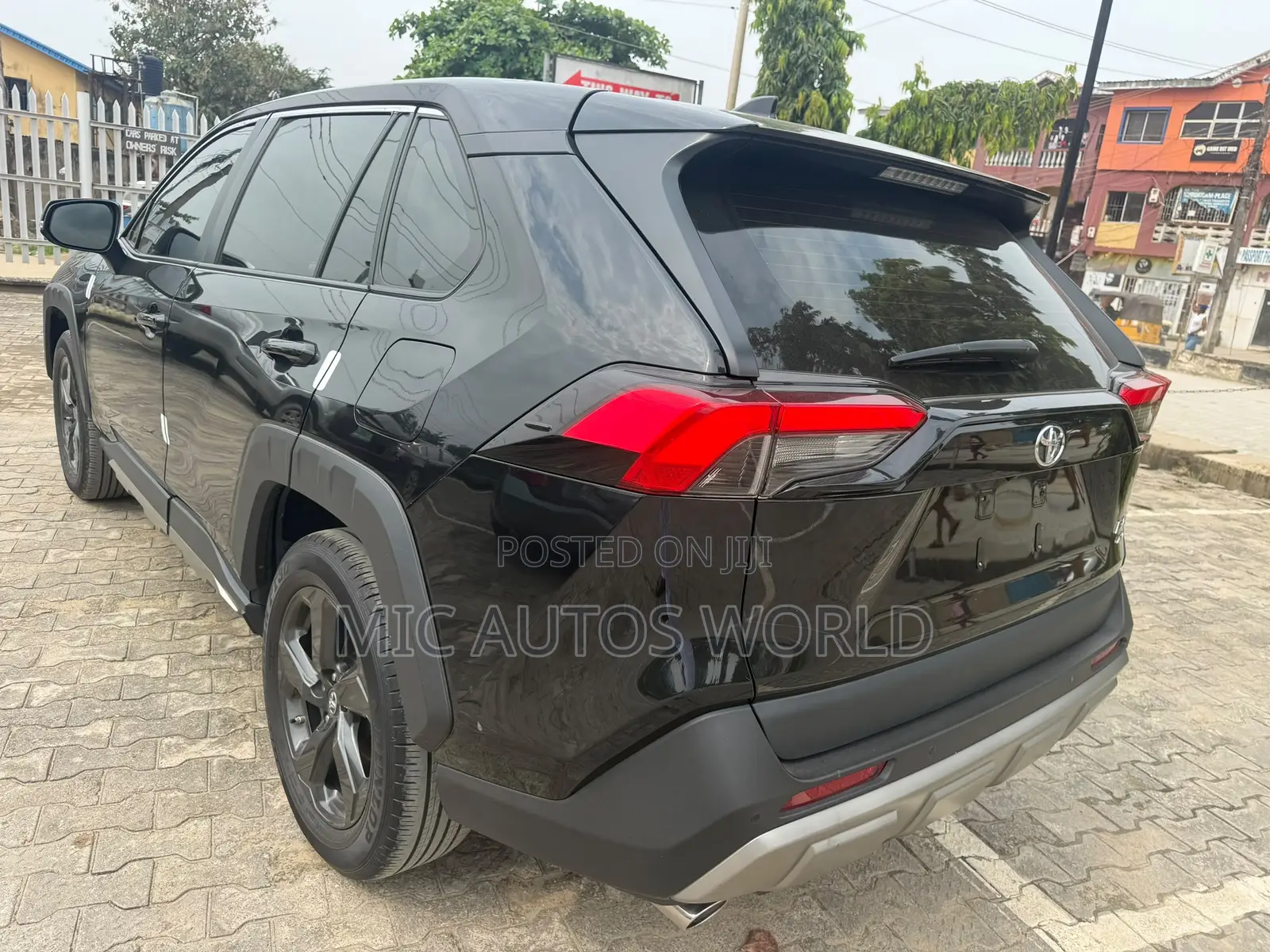 Toyota RAV4 2023 Black