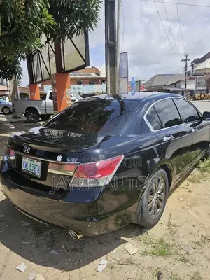 Honda Accord 2012 Black