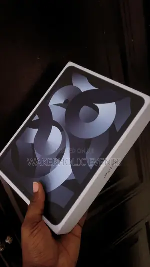 New Apple iPad Air 64 GB Gray
