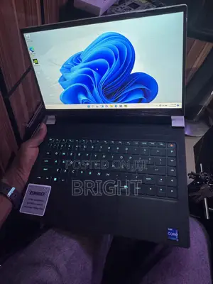 Laptop Dell 32GB Intel Core i7 SSD 2T
