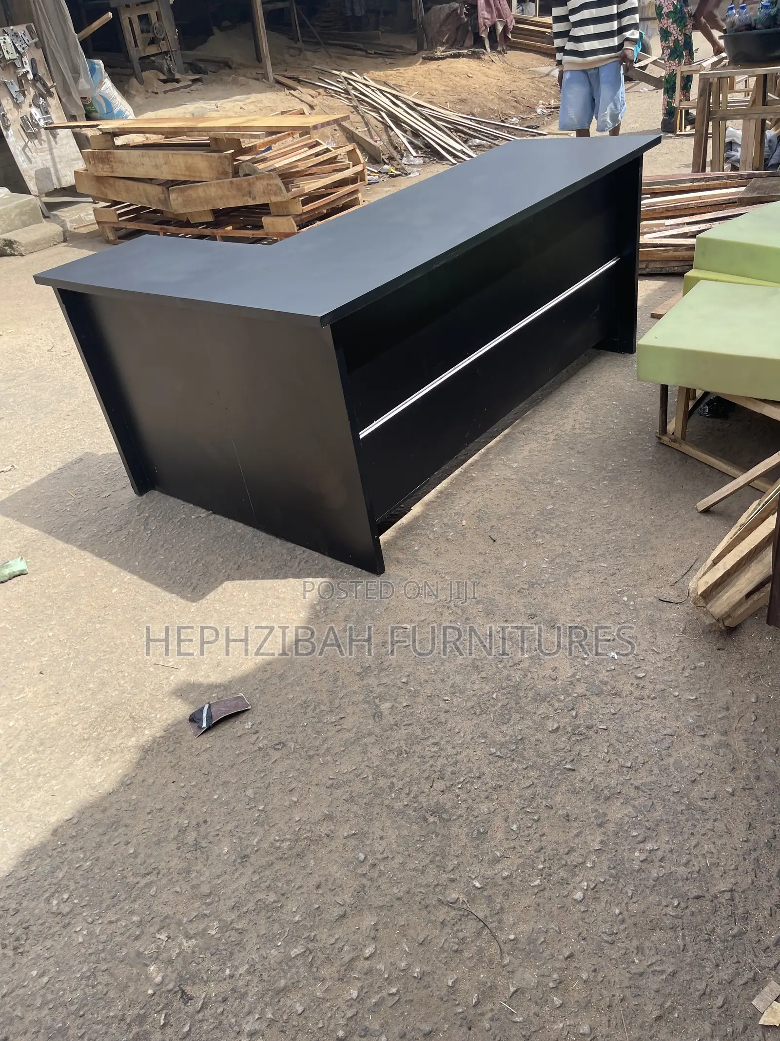 L Shaped Office Table