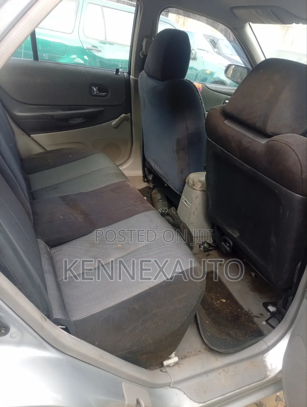 Mazda 323 1.6 2003 Silver