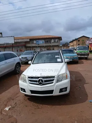 Mercedes-Benz GLK-Class 350 4MATIC 2012 White
