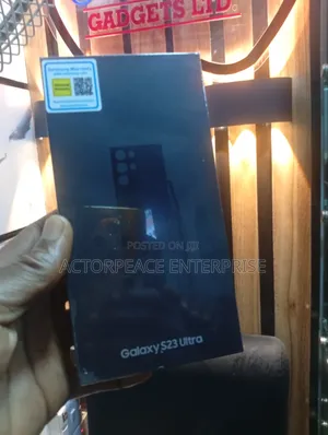 New Samsung Galaxy S23 Ultra 256 GB Green