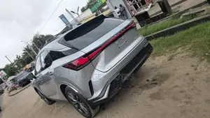 Lexus RX 2024 Silver