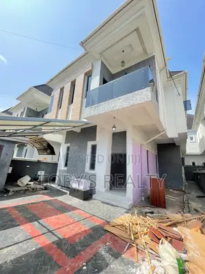 5bdrm Duplex in Lekki Phase 2 for rent
