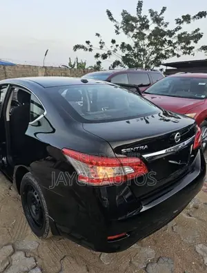Nissan Sentra 2015 Black