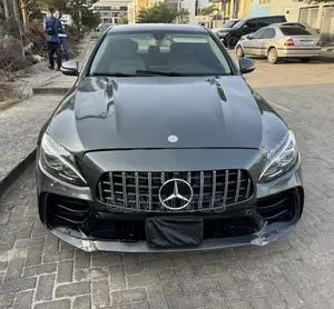 Mercedes-Benz C300 Sport 4Matic Sedan AWD (2.0L 4cyll 7A) 2016 Gray
