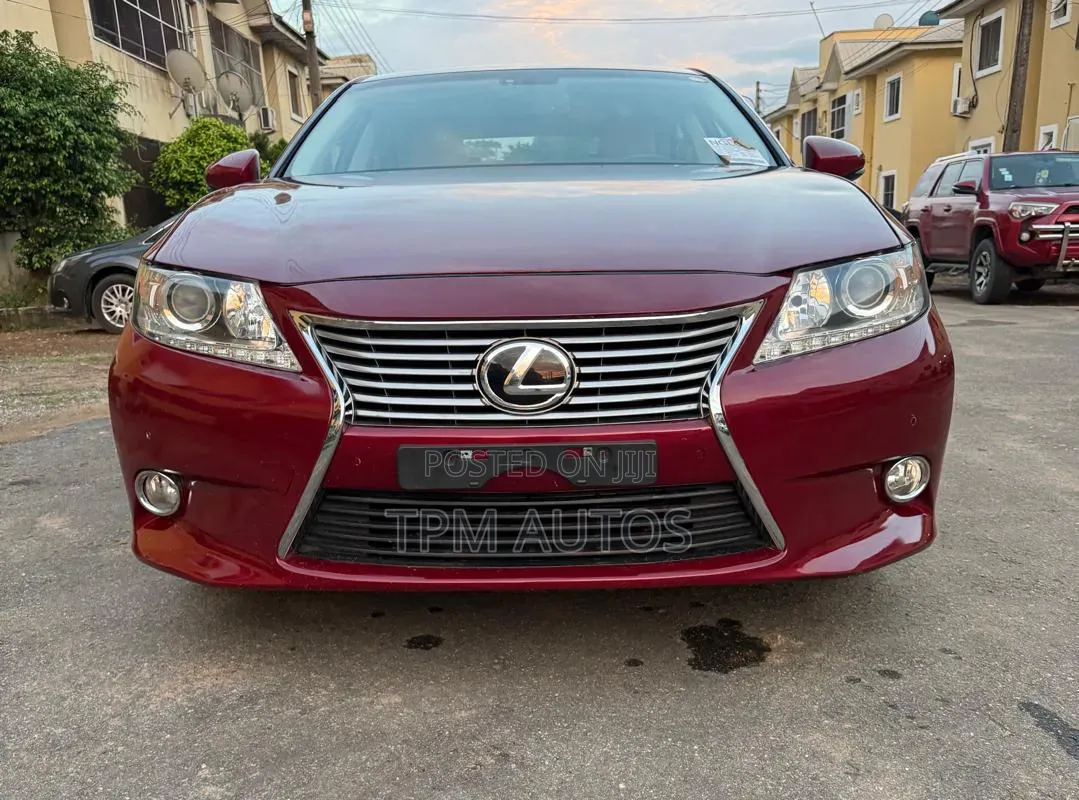 Lexus ES 2013 Burgundy