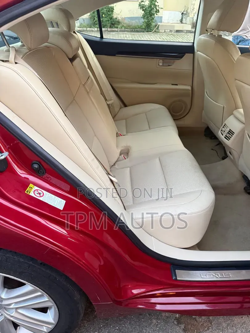 Lexus ES 2013 Burgundy