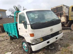 Toyota Dyna 400 Six Tyres Direct Hand With 3rz Injector Engine Petrol