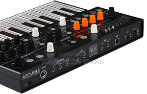 Arturia Microfreak Experimental Hybrid Synth