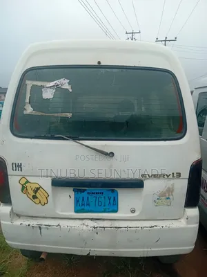 Suzuki APV Minibus 2010 White