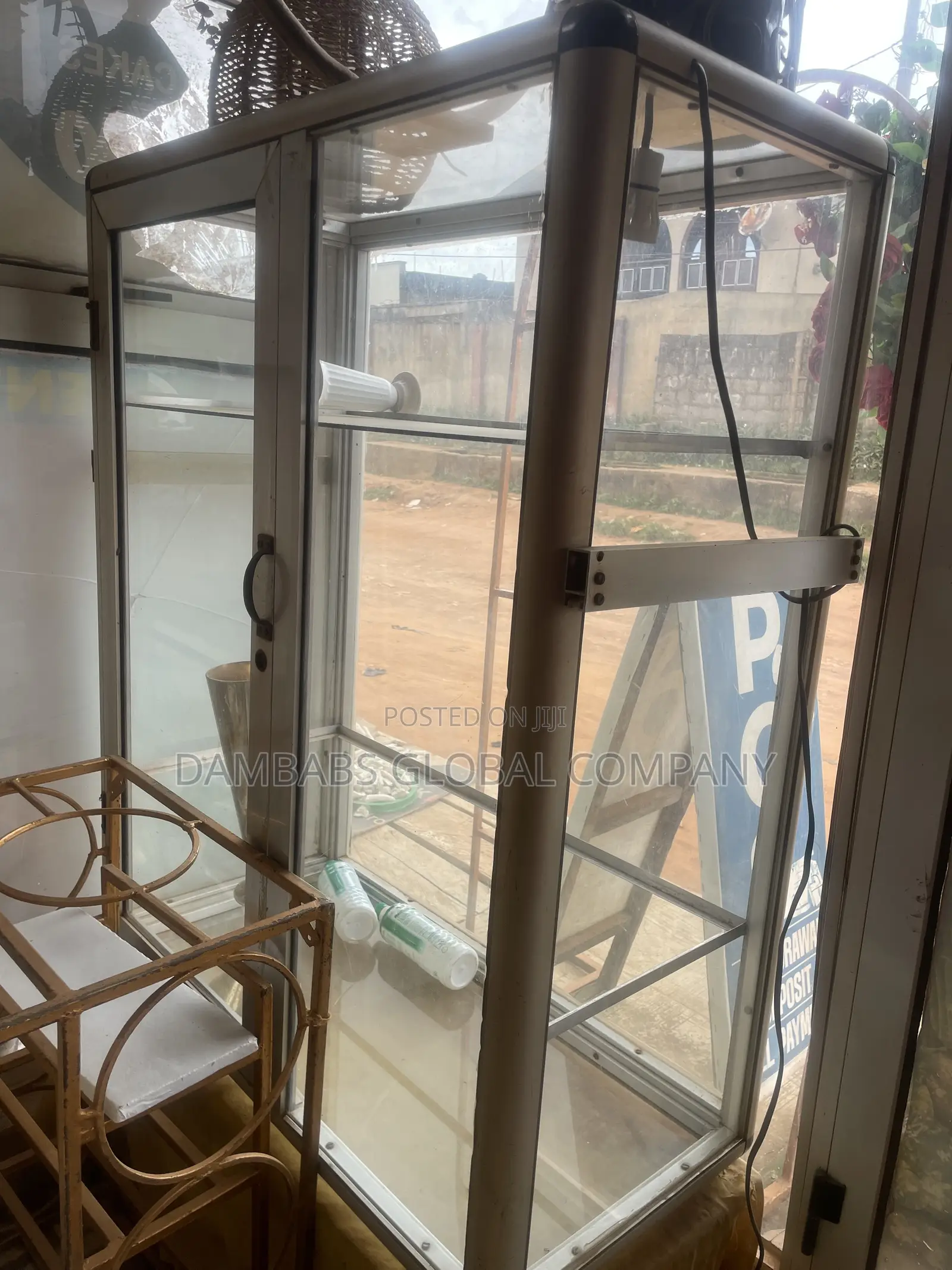 Showglass for Office Space