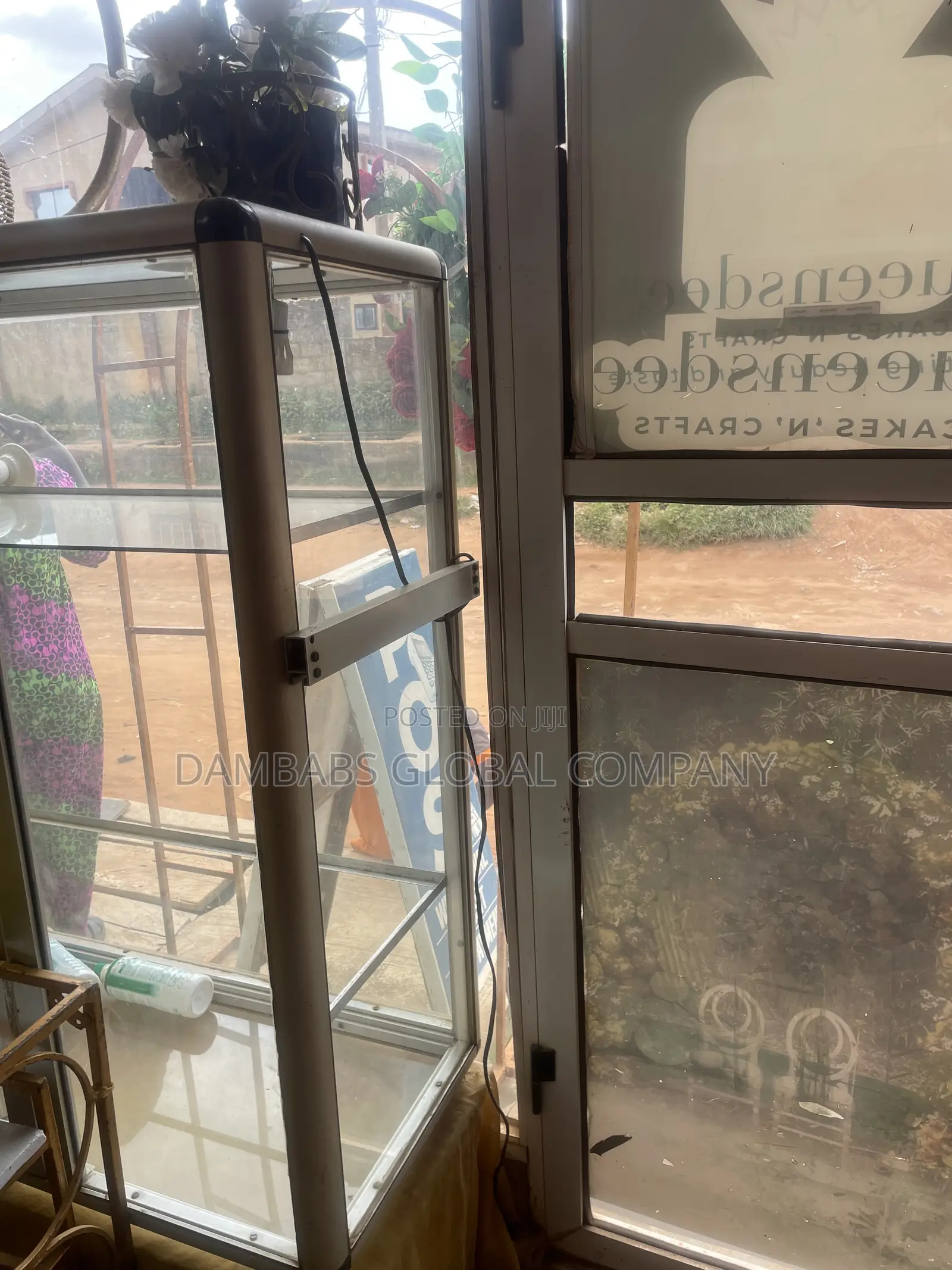 Showglass for Office Space