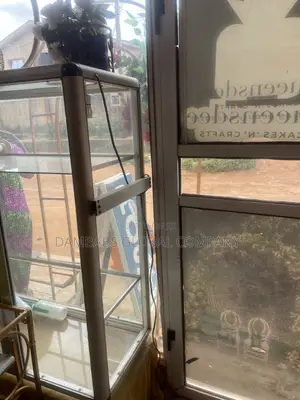 Showglass for Office Space