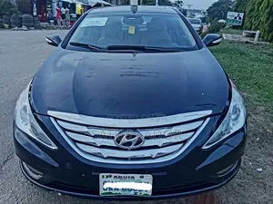 Hyundai Sonata 2013 Black