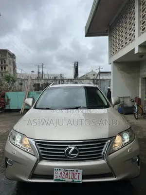 Lexus RX 350 FWD 2013 Gold