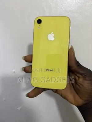 Apple iPhone XR 64 GB Yellow