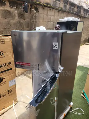 Double Door Kitchen Fridge 234L