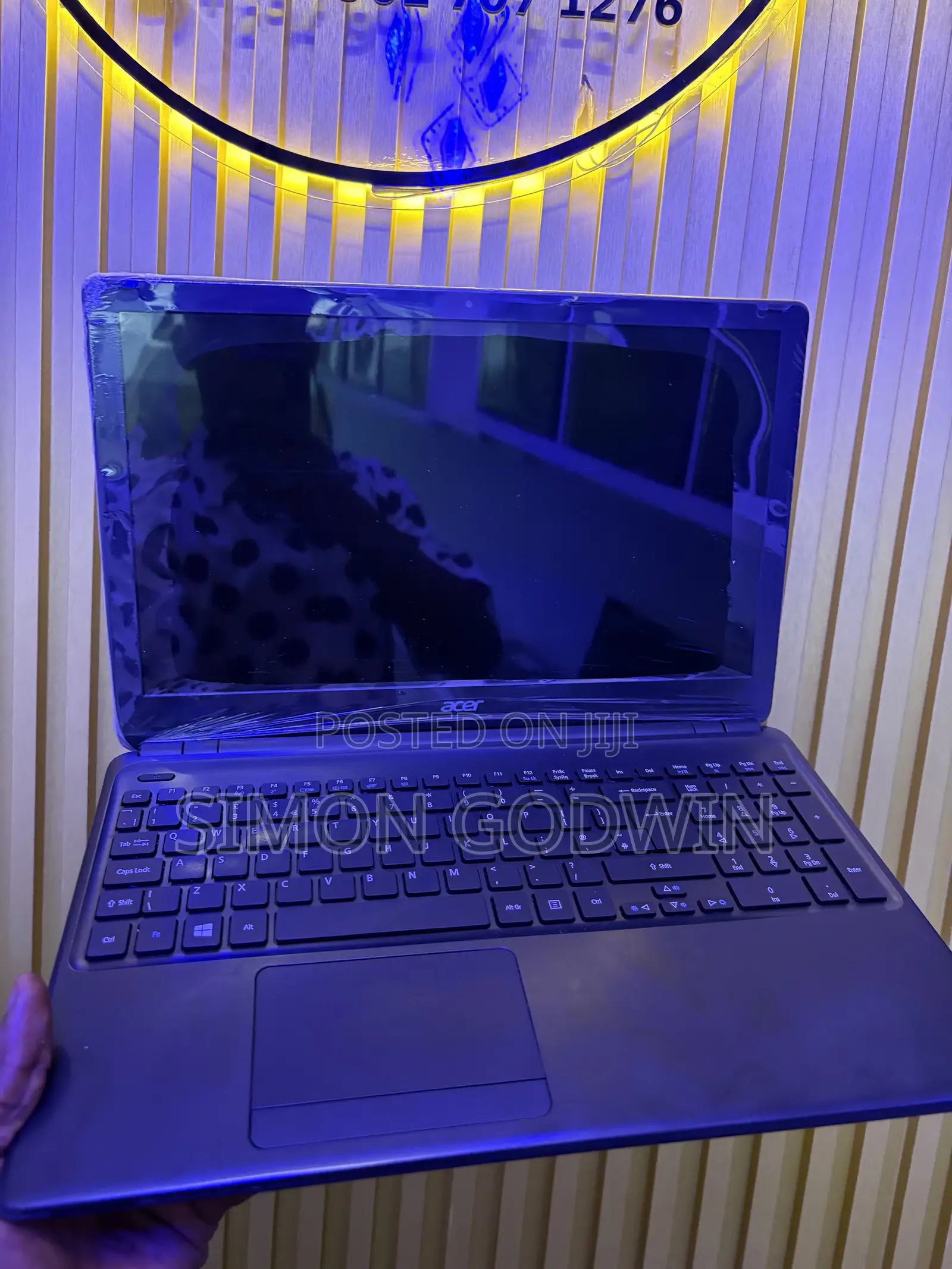 Laptop Acer Aspire 1 4GB Intel Core i3 HDD+SSD 250GB