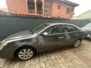 Toyota Avalon XLS 2006 Gray