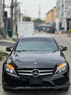 Mercedes-Benz C400 2017 Black